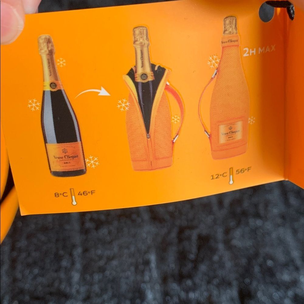 Veuve Clicquot Ice Jacket - Picture 12 of 14